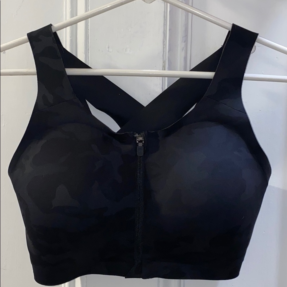 lululemon camo enlite sports bra 34E